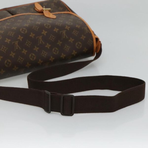 Louis Vuitton Gibeciere
