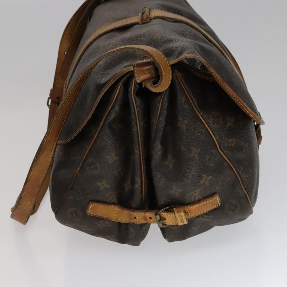 Louis Vuitton Saumur