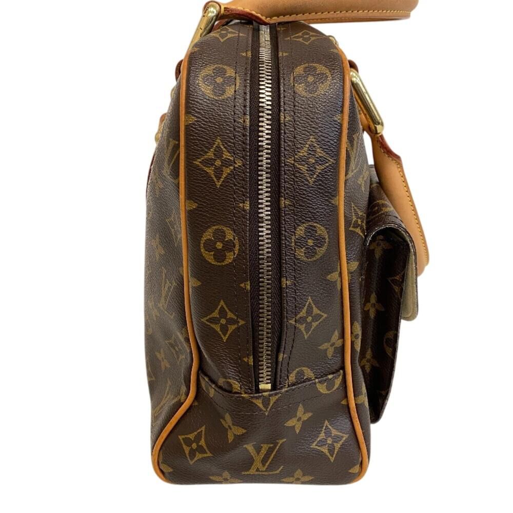 Louis Vuitton Manhattan