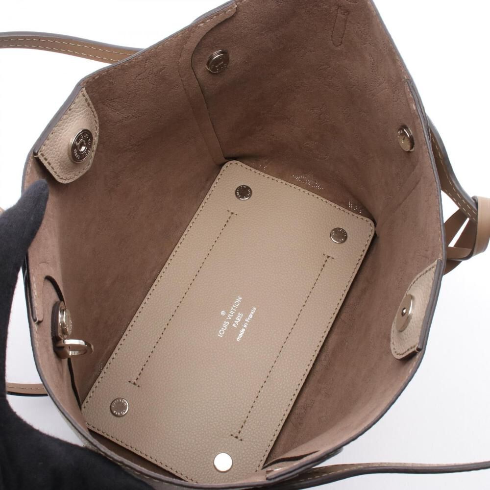 Louis Vuitton Mahina