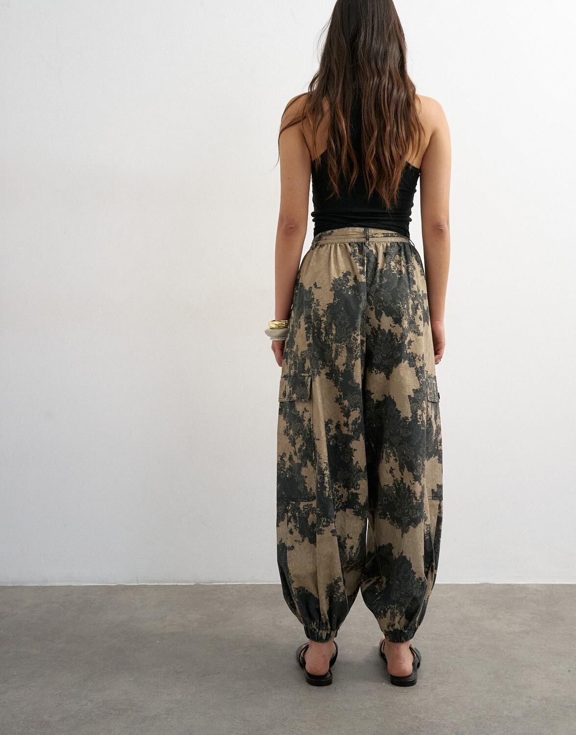 Tskammi Balloon Aop Cargo Trousers
