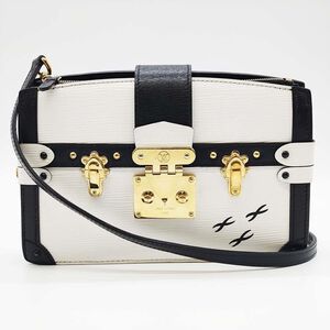 Louis Vuitton Shoulder Bags