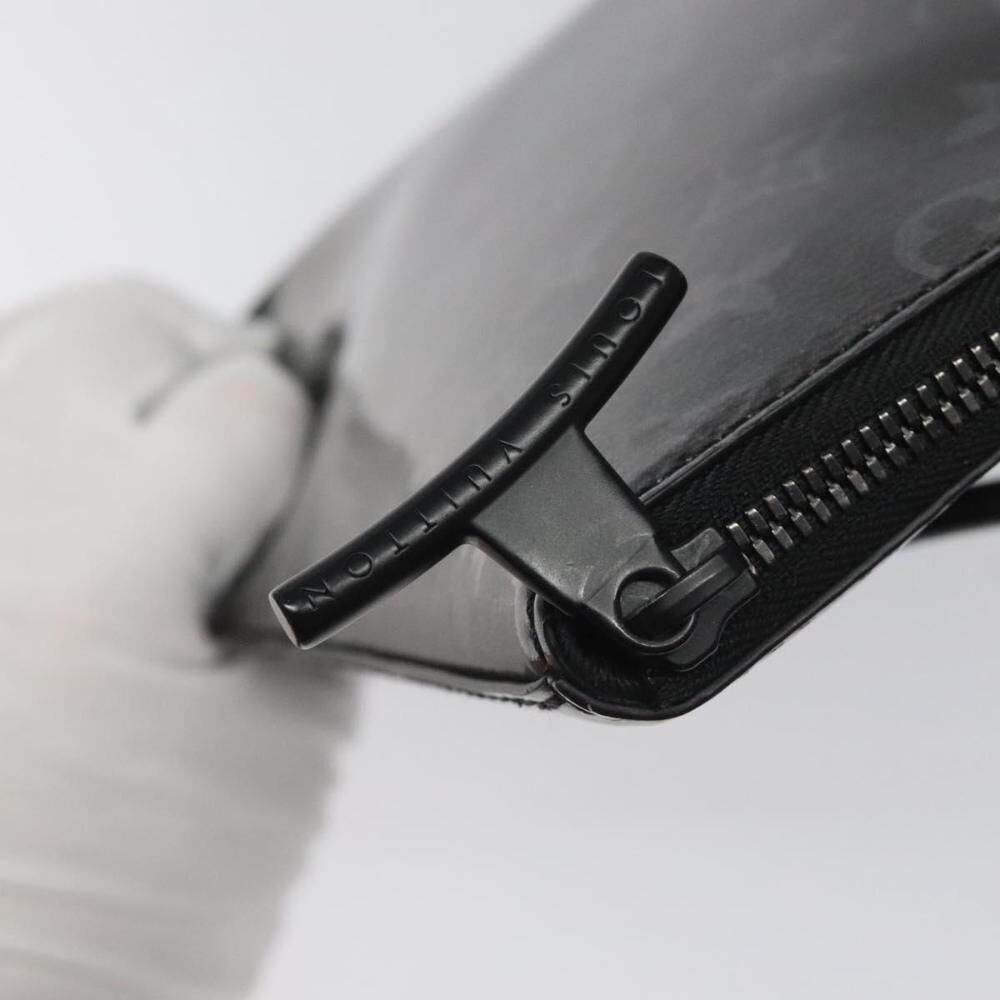 Louis Vuitton Clutch