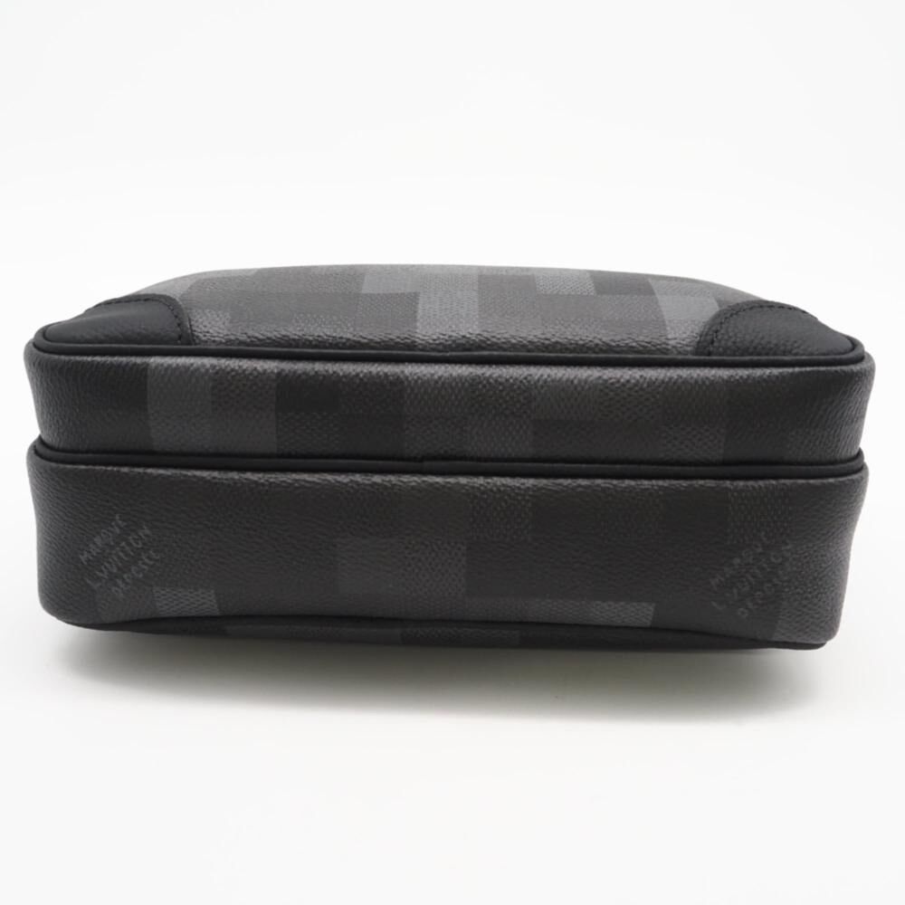Louis Vuitton Shoulder Bags