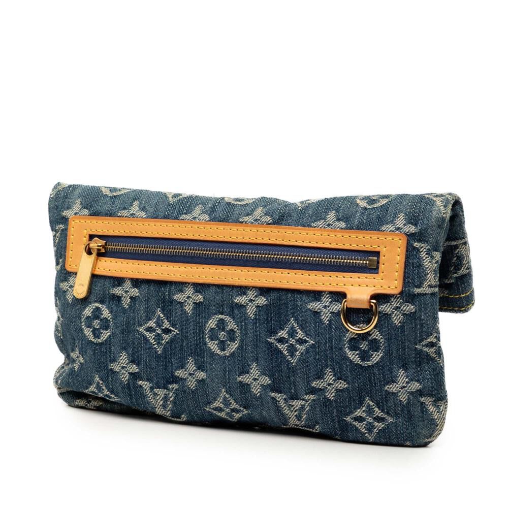 Louis Vuitton Clutch