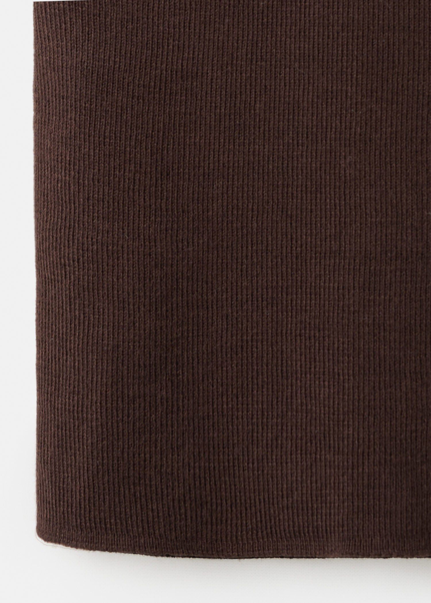 Fine knit boat neck top