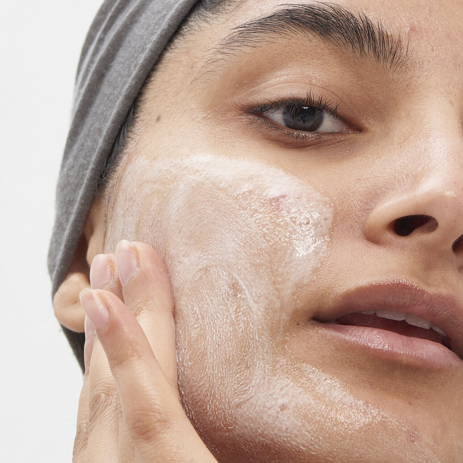 Fl&auml;ck- och porreng&ouml;ring med salicylsyra