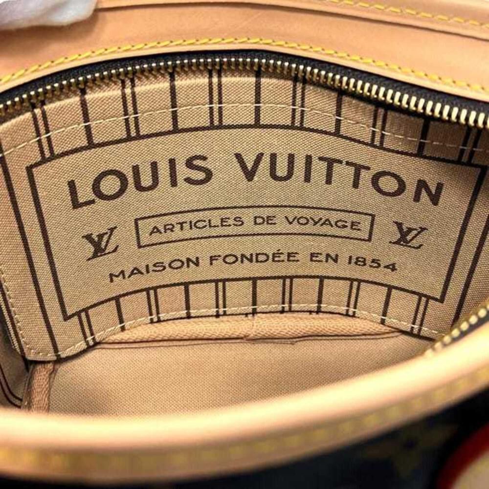 Louis Vuitton Neverfull