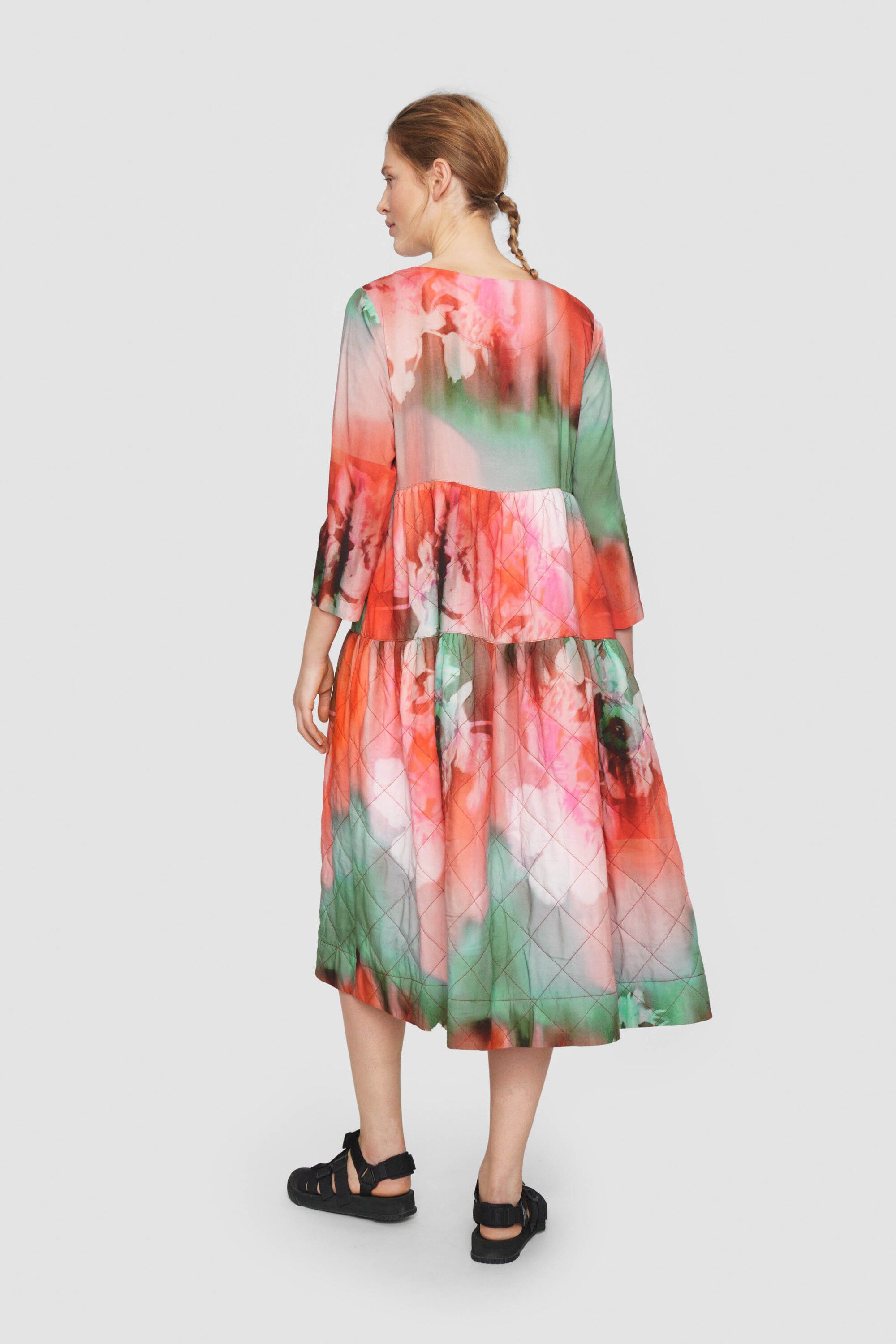 COLOUR DREAM & DOMINO