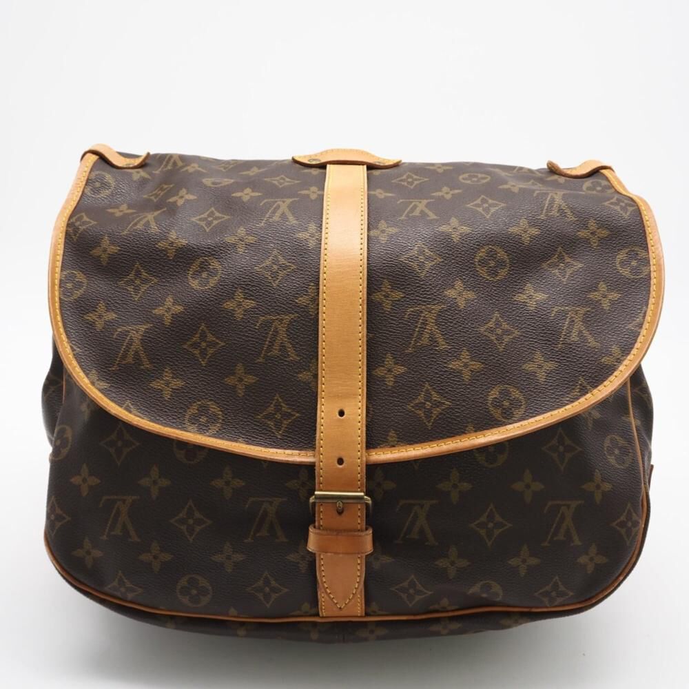 Louis Vuitton Saumur