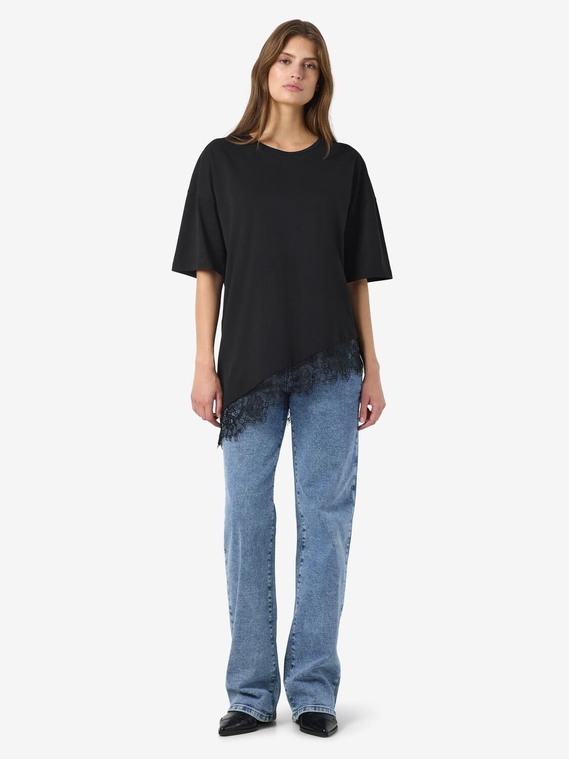 Nmeasy Lace Detail S/S T-Shirt /Tnt