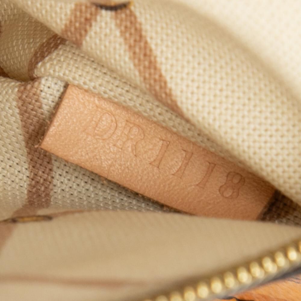 Louis Vuitton Pochette M&eacute;tis