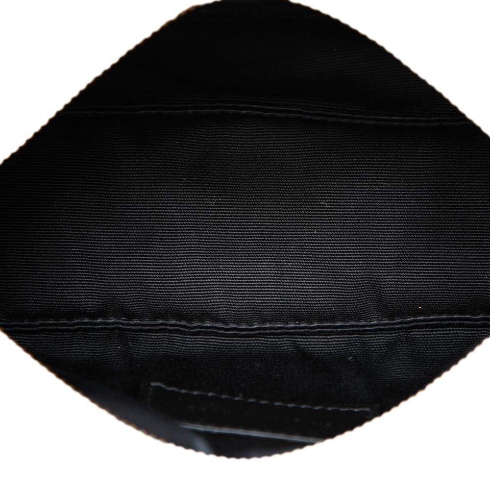 Yves Saint Laurent Shoulder Bag