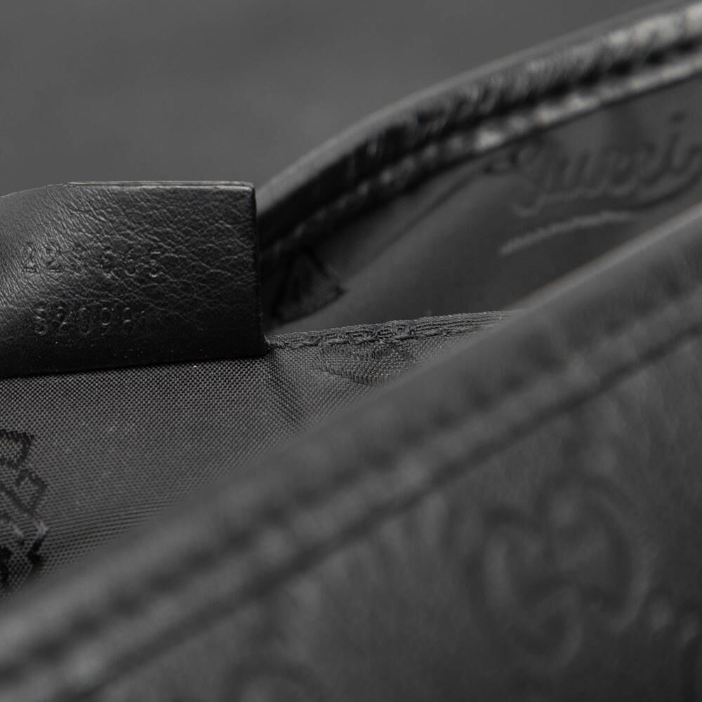 Gucci Messenger Bag