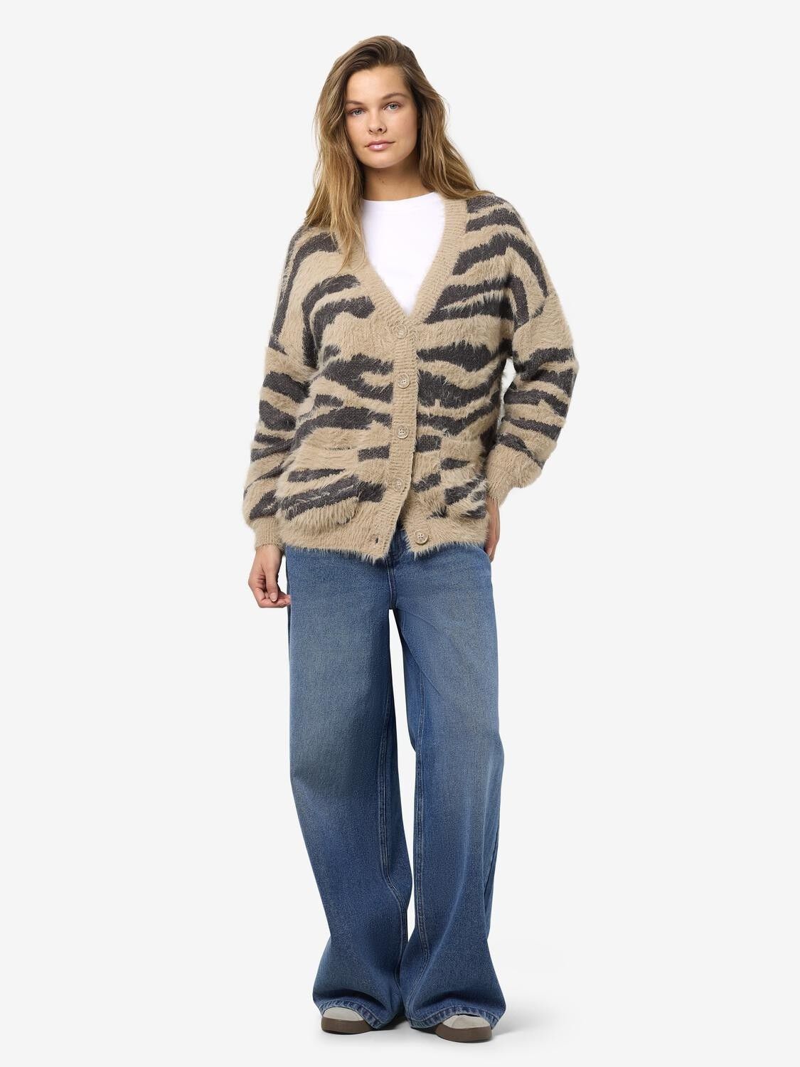 NMFLYNN L/S V-NECK KNIT CARDIGAN NO