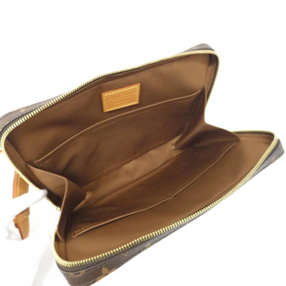 Louis Vuitton Shoulder Bags