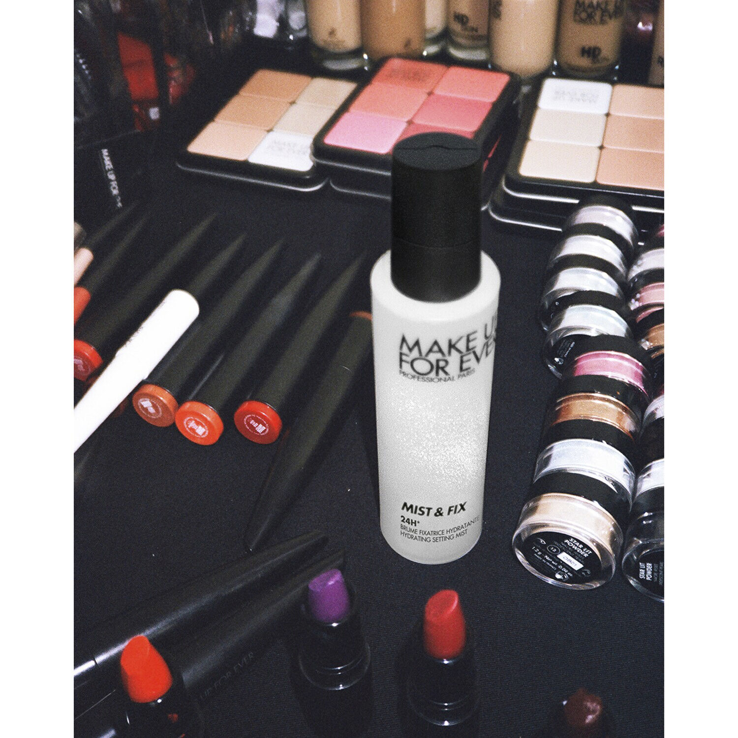 MIST & FIX SPRAY - Setting spray