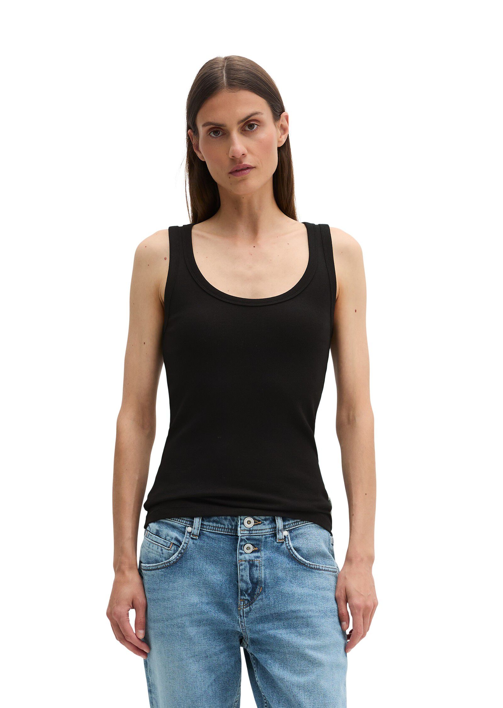Top, deep round neck
