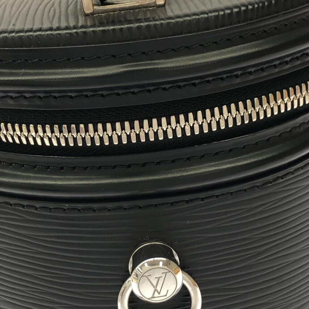 Louis Vuitton Cannes