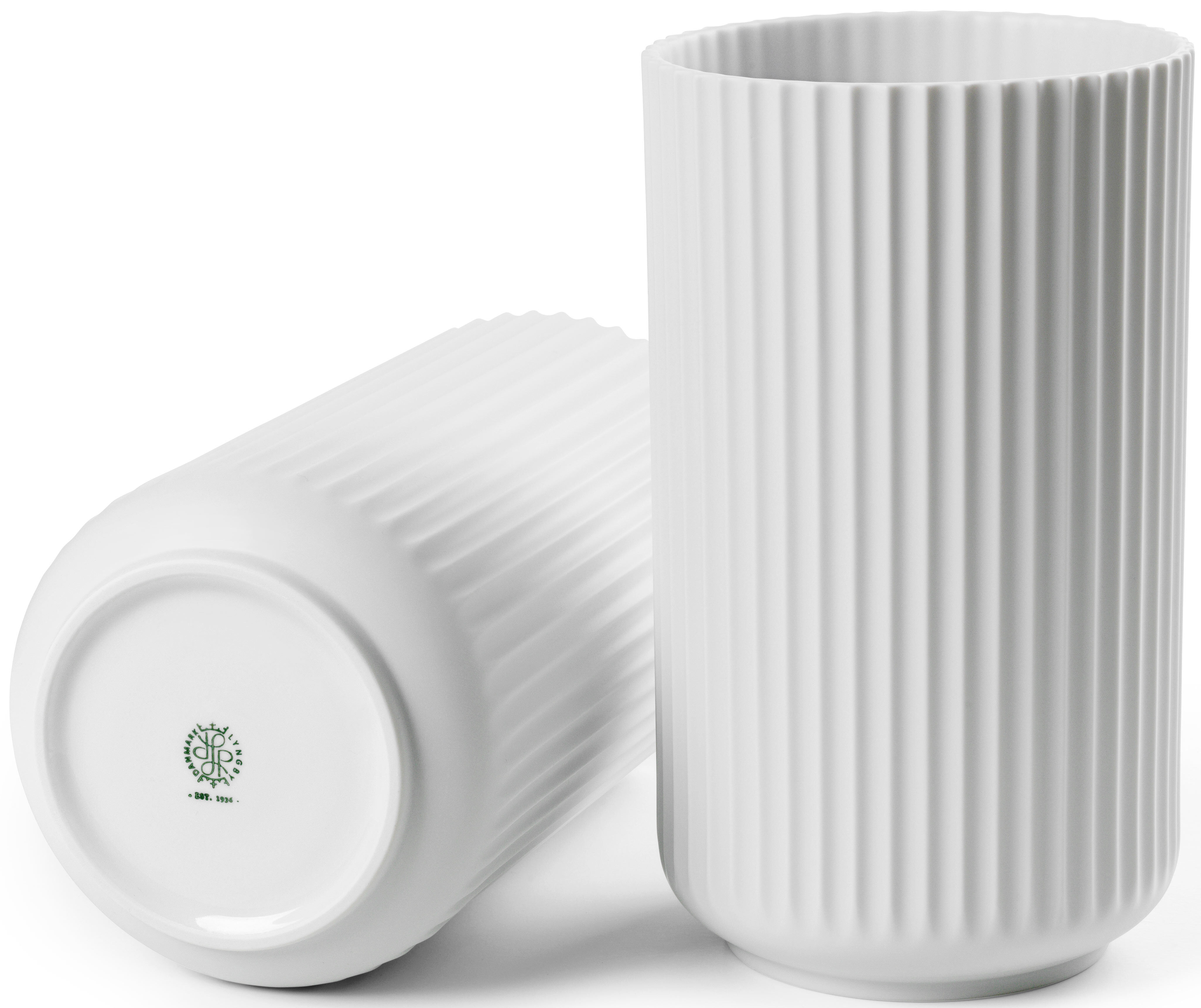 Lyngbyvasen 25 cm. mat hvid