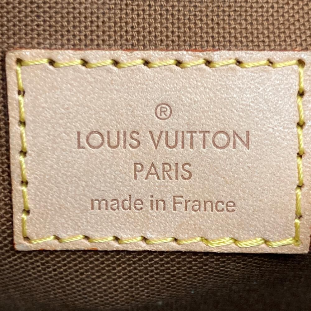 Louis Vuitton Saumur