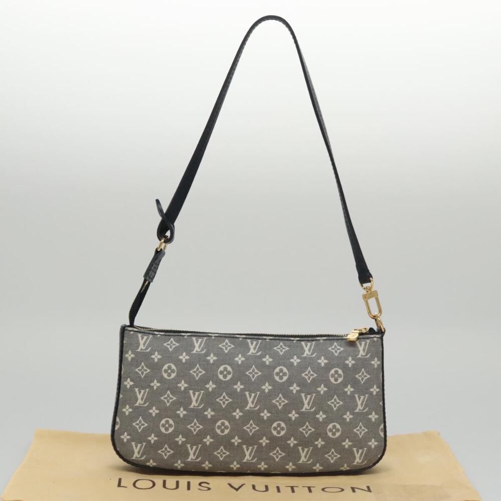 Louis Vuitton Pochette Accessoires