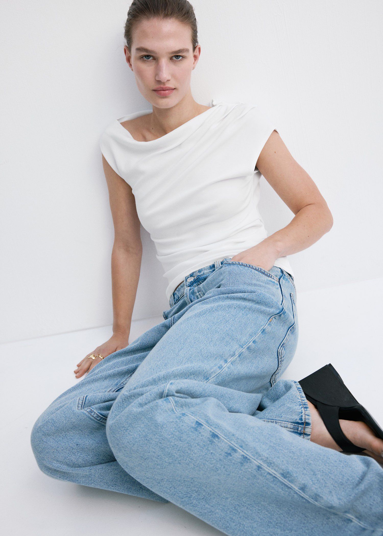 Asymmetric ruched top