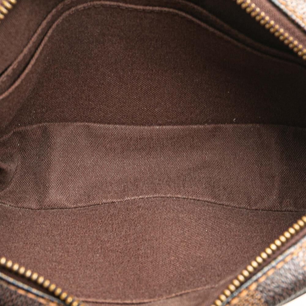 Louis Vuitton Clutch