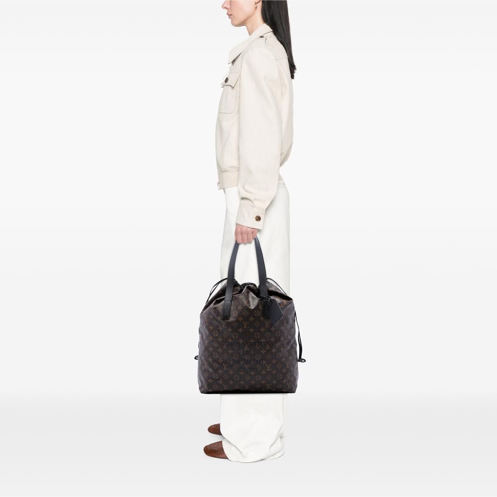 Louis Vuitton Tote