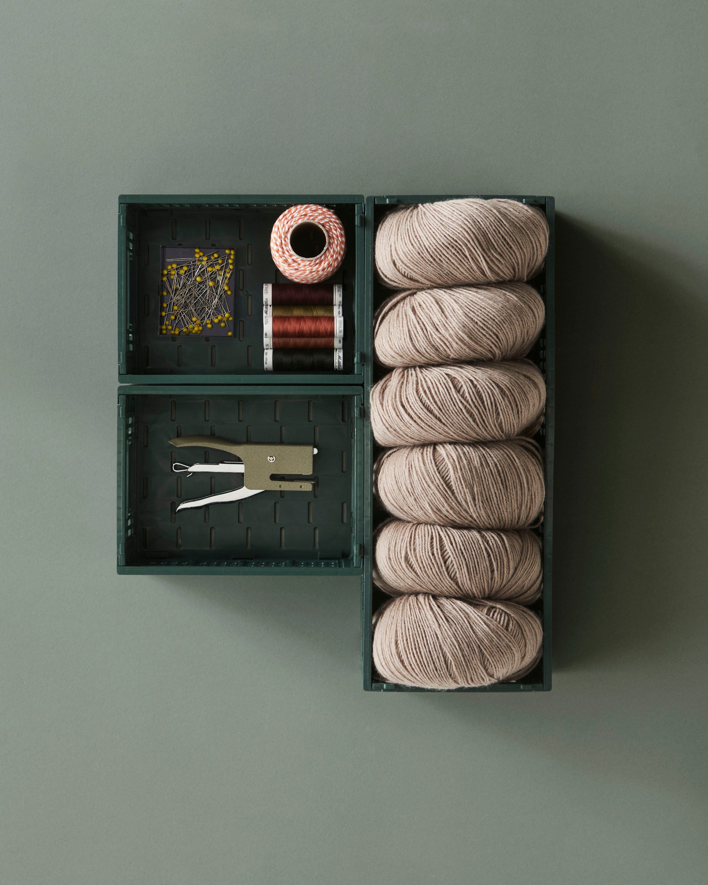 HAY Colour Crate Mini-Oblong-Dark green