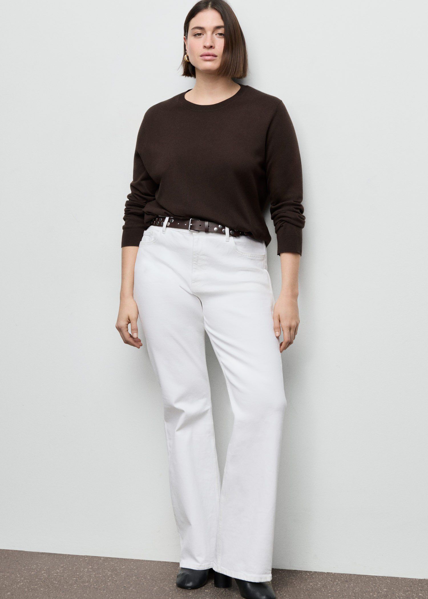 Fine-knit crew-neck sweater