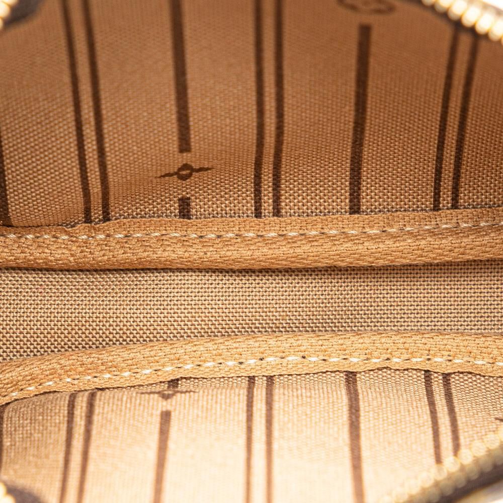 Louis Vuitton Pochette Accessoires