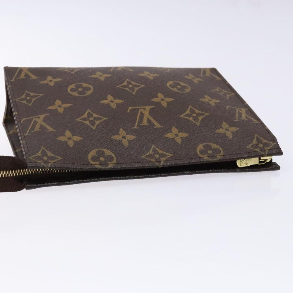Louis Vuitton Poche Toilette