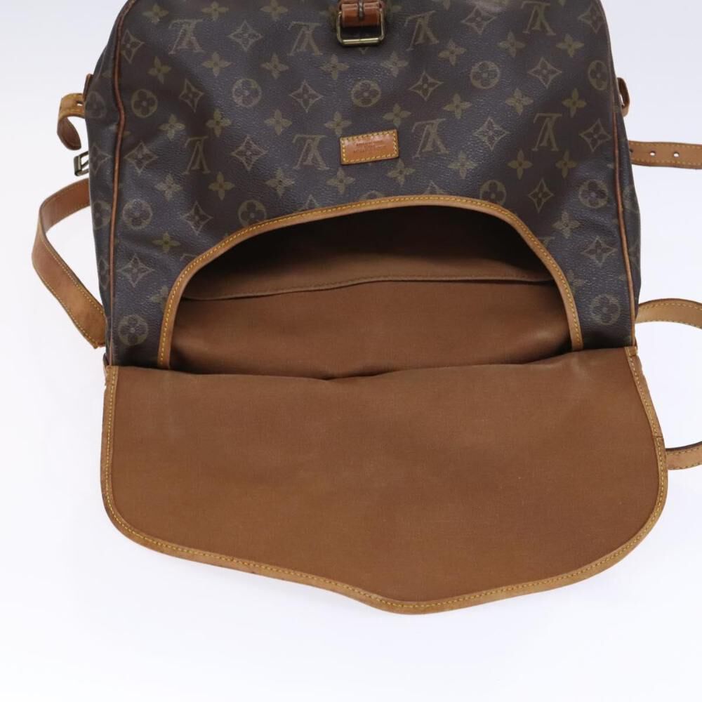 Louis Vuitton Saumur