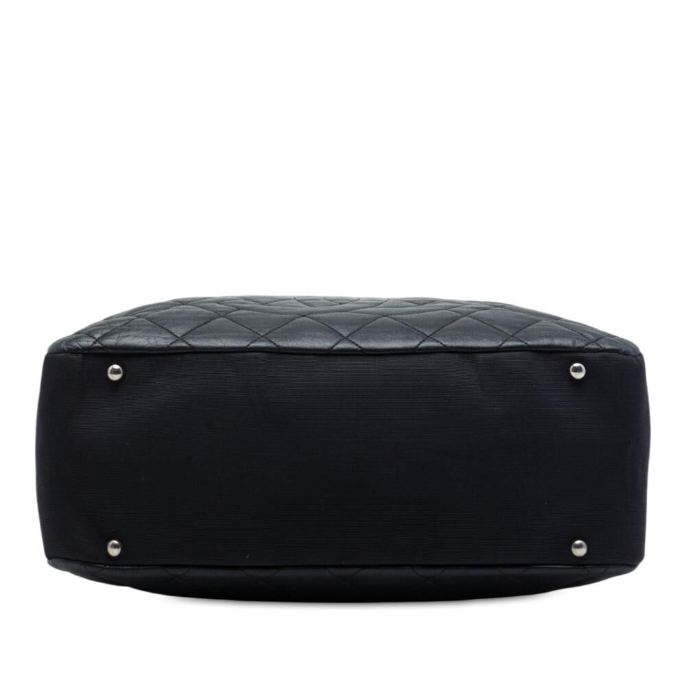 Chanel Shoulder Bag