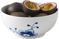 Blue Fluted Mega 73 cl sk&aring;l