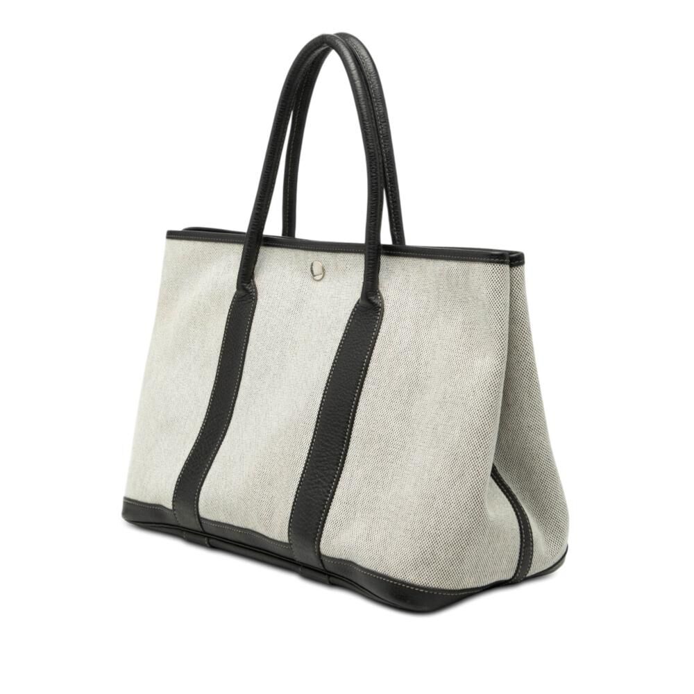 Herm&egrave;s Garden Party