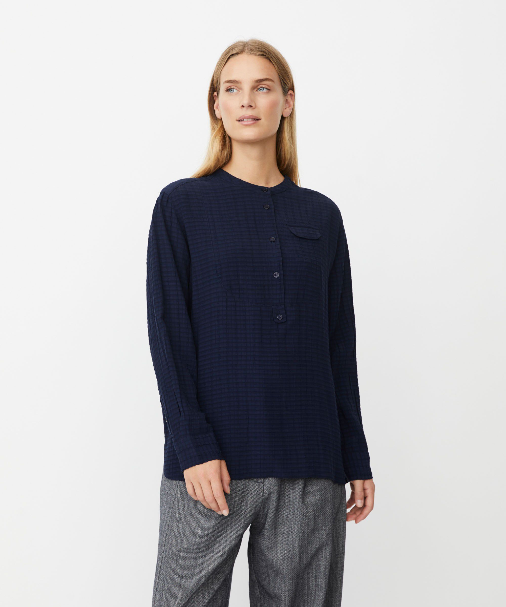 L&aring;ng&auml;rmade blusar