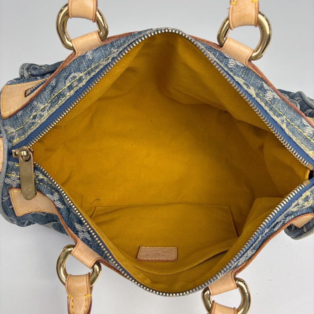 Louis Vuitton Speedy