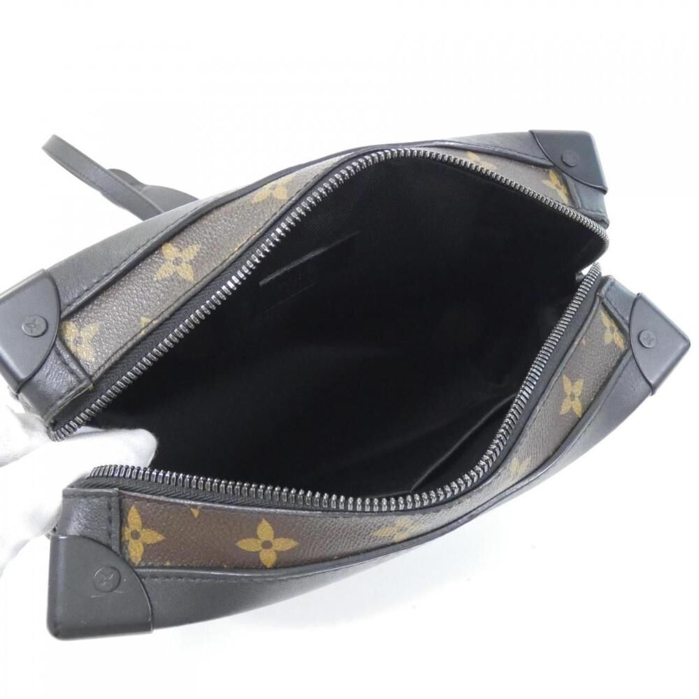 Louis Vuitton Shoulder Bags