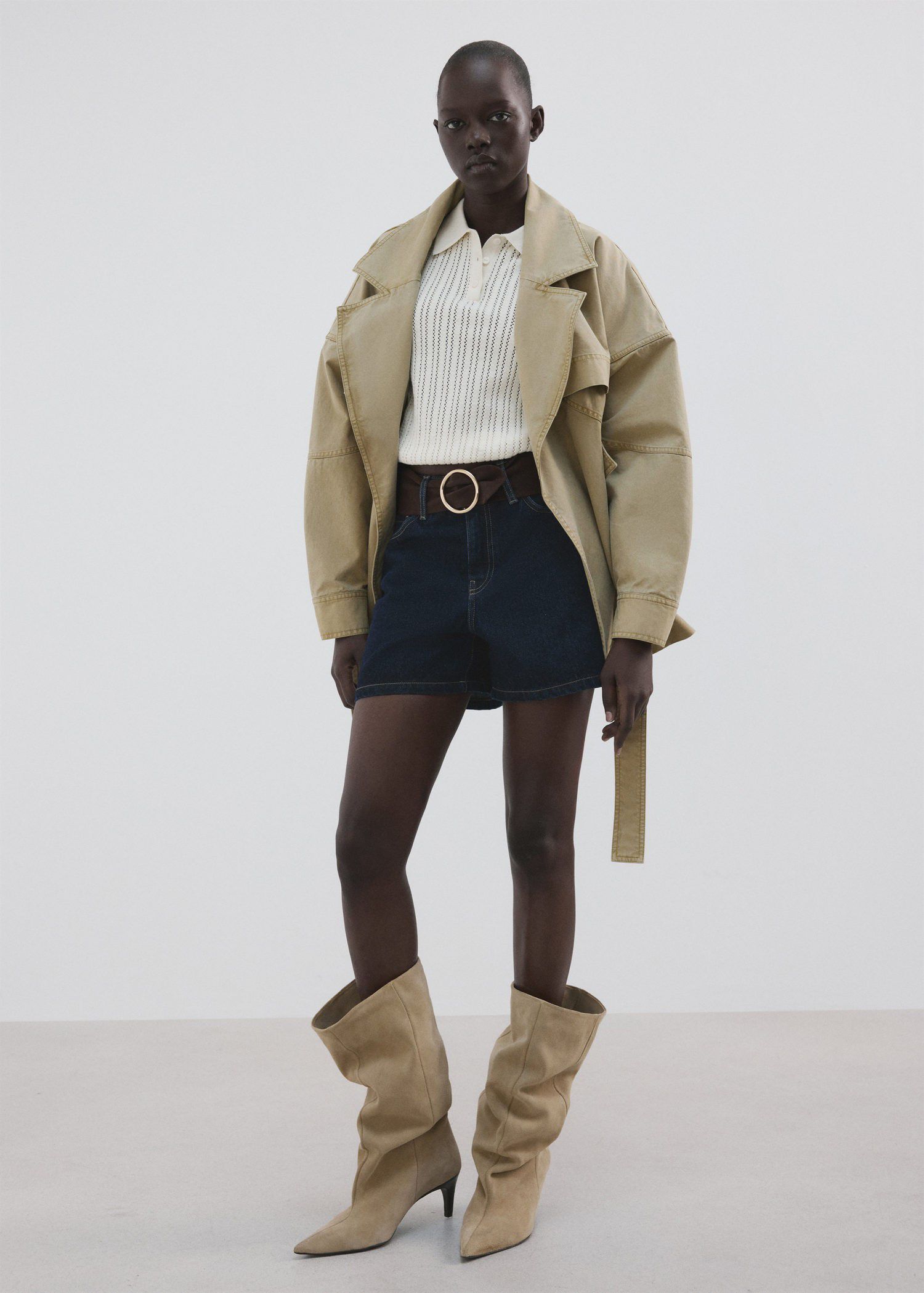 Straight mid-rise denim shorts