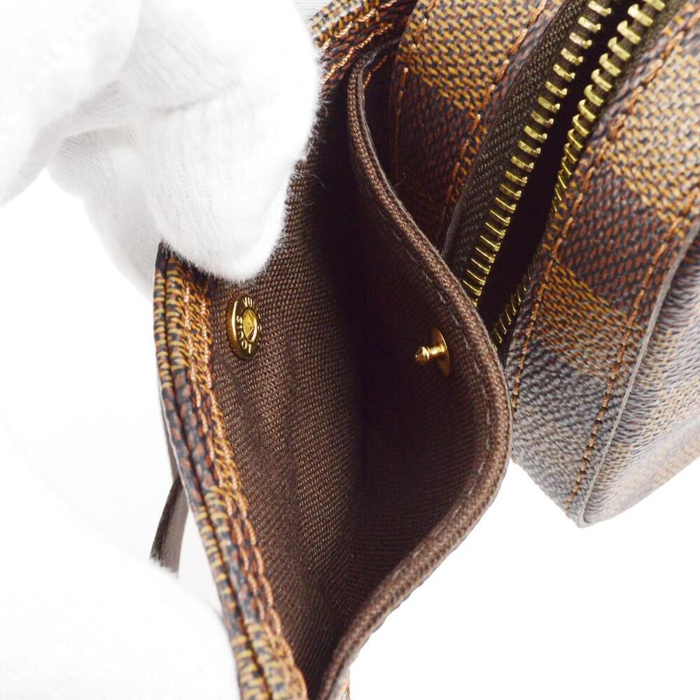 Louis Vuitton Crossbody Bag