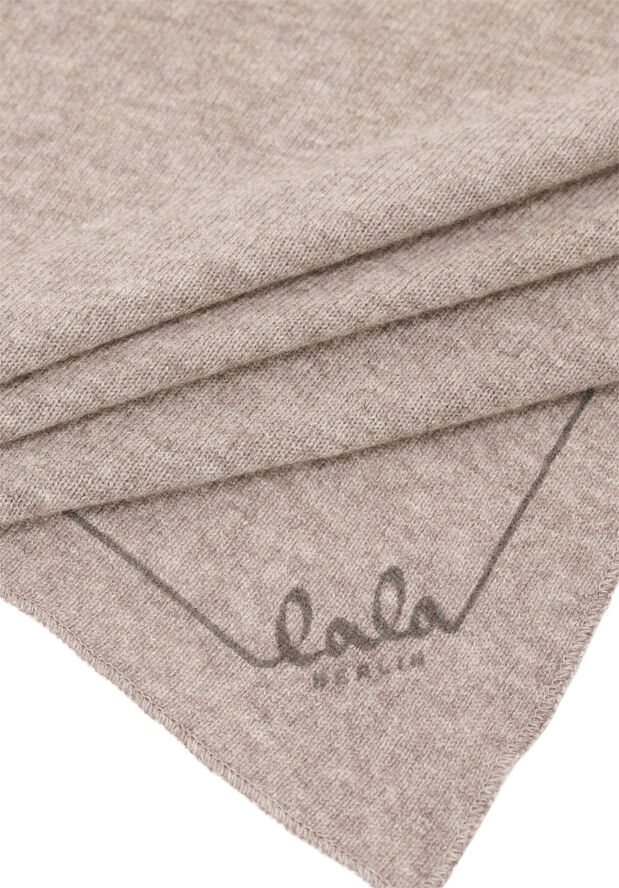 Triangle Solid Logo M