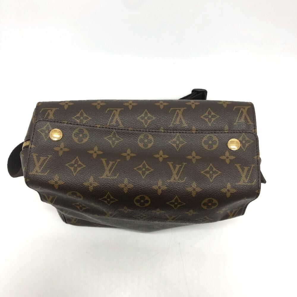 Louis Vuitton Messenger