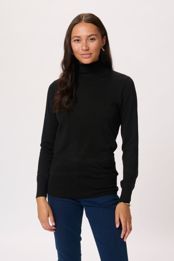 Astrid Roll Neck