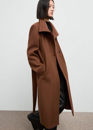 COAT. -- SIRENITA