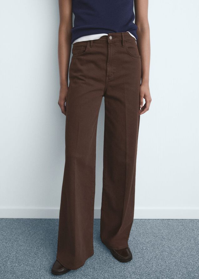 High-waisted wide-leg jeans