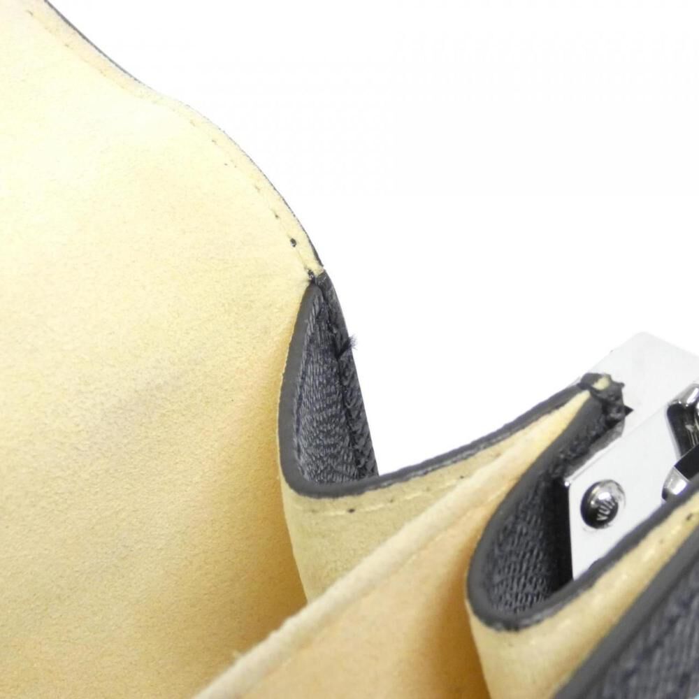 Louis Vuitton Dauphine