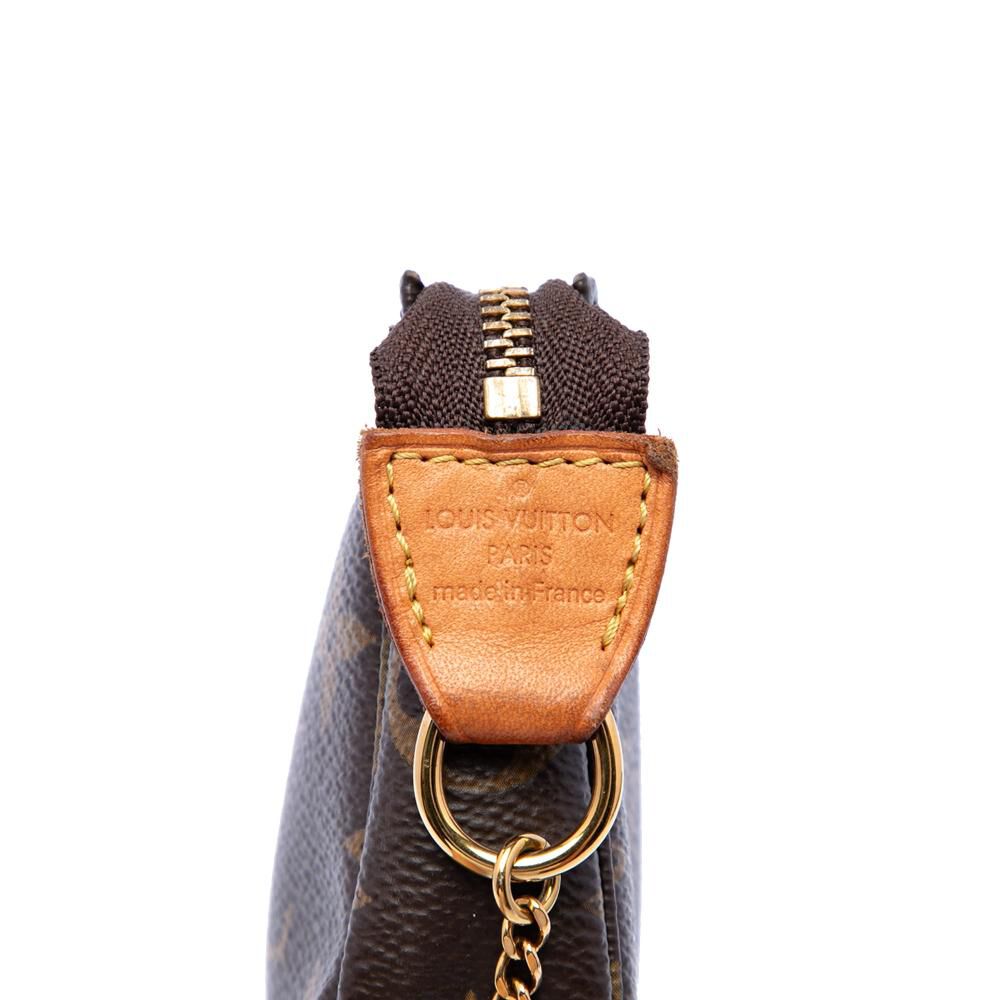 Louis Vuitton Pochette Accessoires