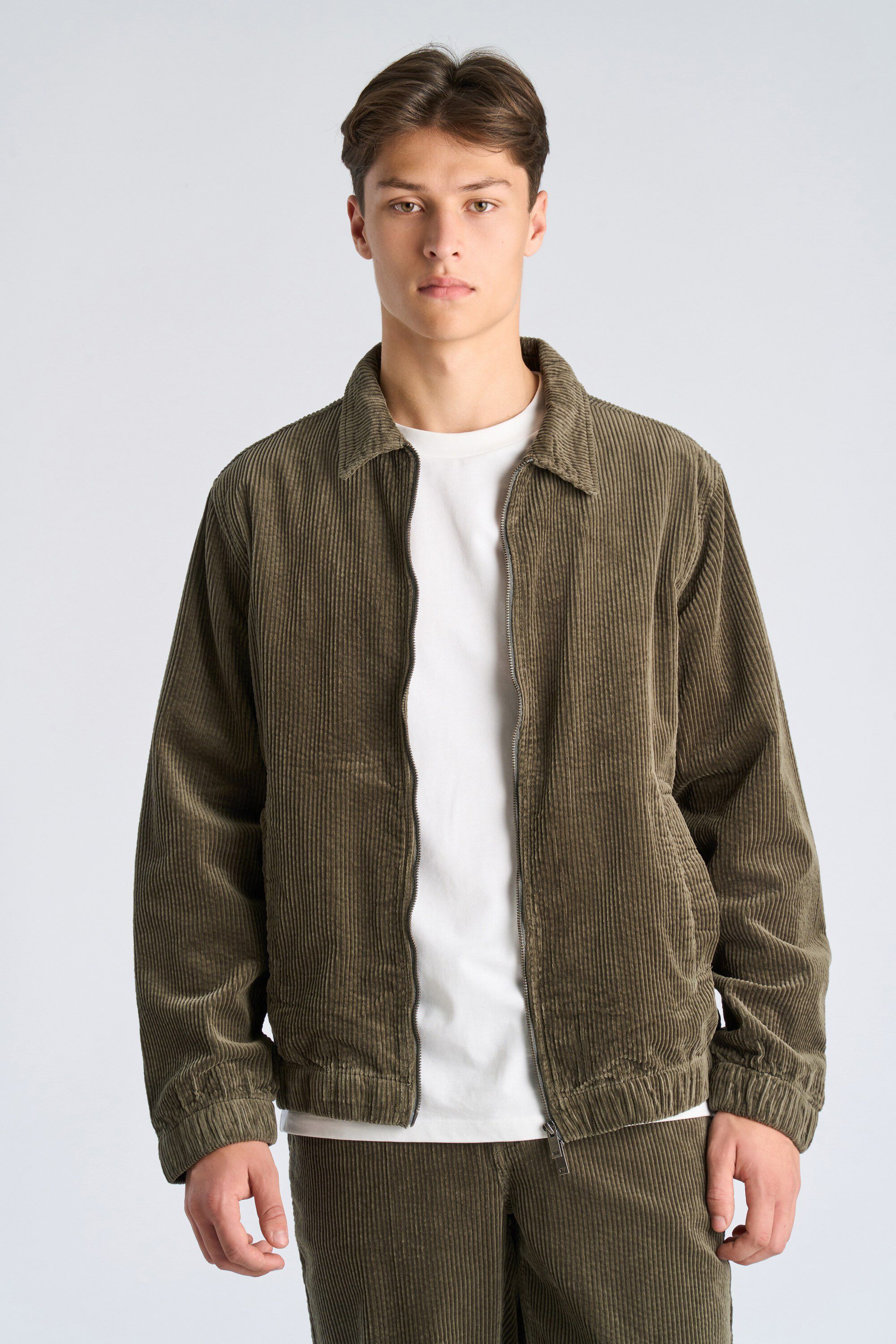 Corduroy zip jacket